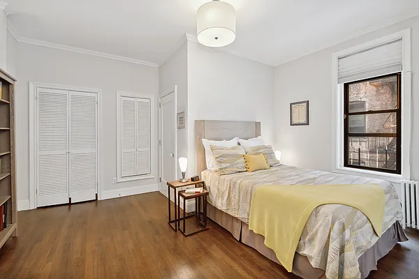 Sold by Compass | media 6