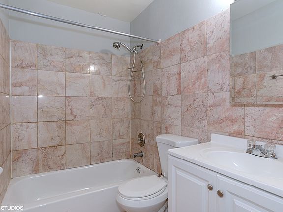5th image of 740 Hill Dr APT 204