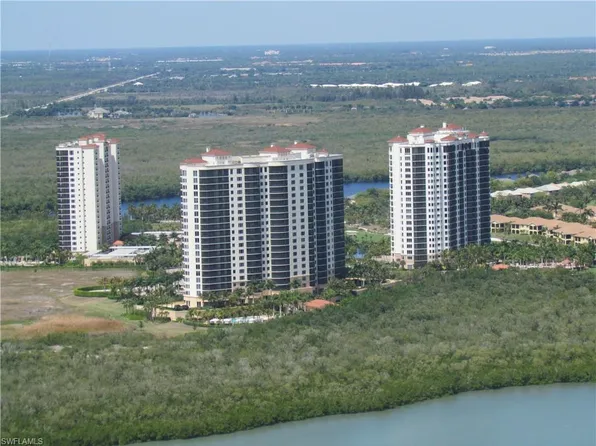 1060 Borghese Ln 2002, Naples, FL 34114