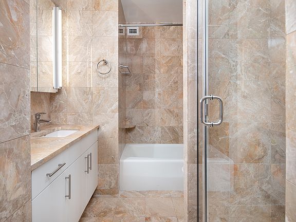5th image of 800 5th Ave APT 22G