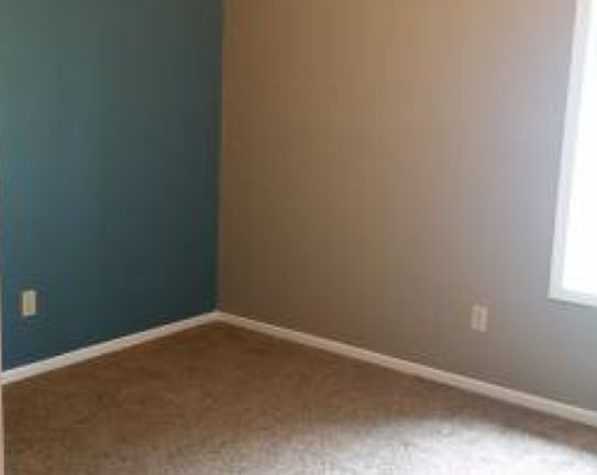 4th image of 14919 SE Greenpark Cir