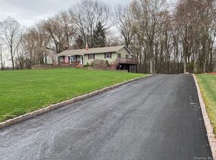 176 Gardnerville Rd, New Hampton, NY 10958
