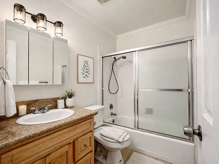 5509 Klump Ave #7 — Photo 10