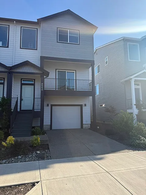 4 bed, 2054 sqft, $2,695 — Photo 1
