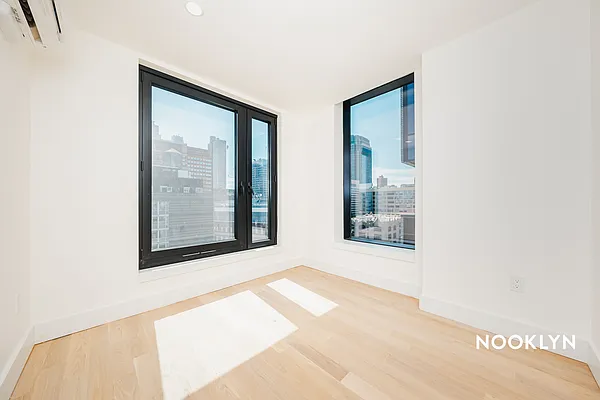 Rented by Nooklyn NYC LLC | media 14