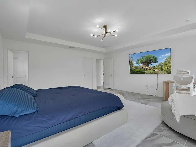 3800 Whitetail Ct — Photo 25