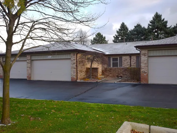 49318 Sheridan Ct #158, Utica, MI 48315