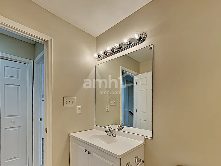 4301 Aylesbury Dr — Photo 9