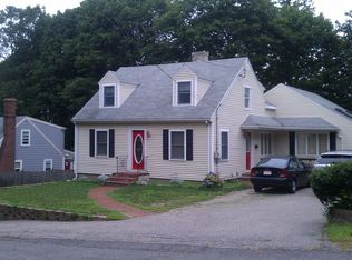 33 Gibbens St, Weymouth, MA 02188