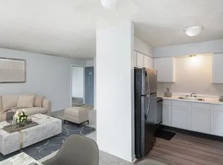Marten Court, Indianapolis, IN 46226