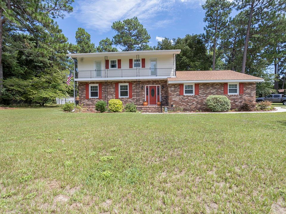 1st image of 216 Lakeside Dr