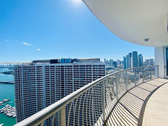 2nd image of 1750 N Bayshore Dr APT 4002