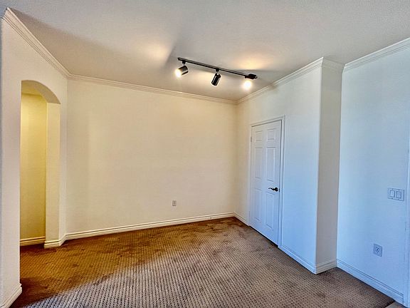 4th image of 4155 Executive Dr Unit 207E