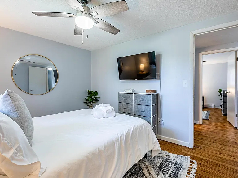 8743 Leslie Dr — Photo 19
