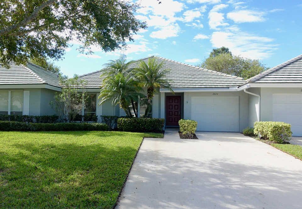 1st image of 2822 SW Westlake Cir