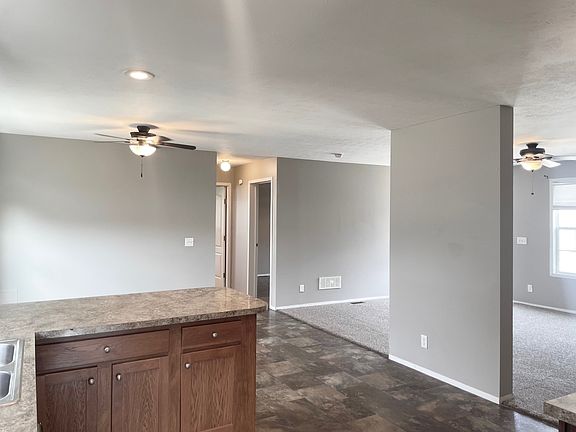 5th image of 6188 Crestwood Dr #289