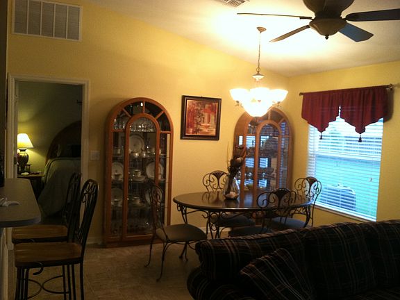 Living Room/Dining Room - Open Plan