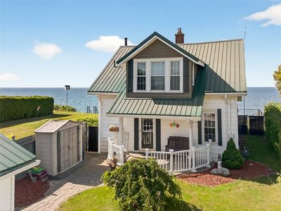 5631 Bluff, Olcott, NY, 14126
