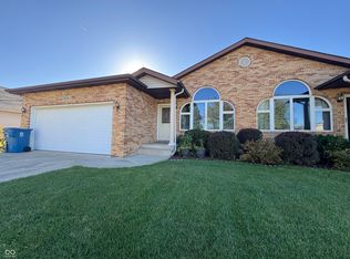 10716 Pike St, Winfield, IN 46307