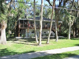 570 NW 14th Pl, Crystal River, FL 34428