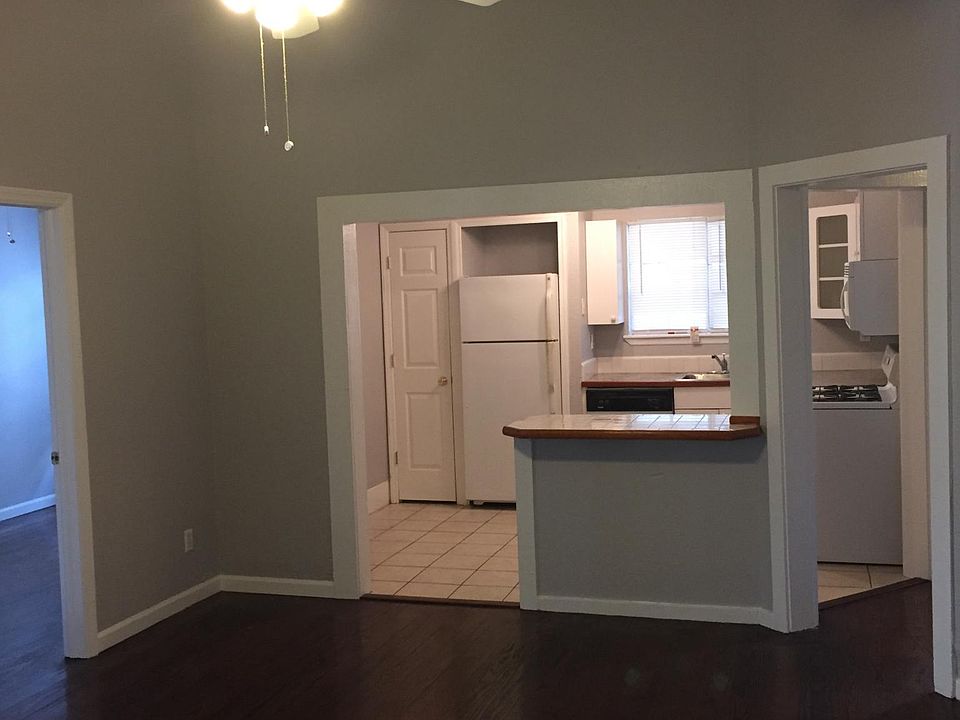 Living Room/Kitchen