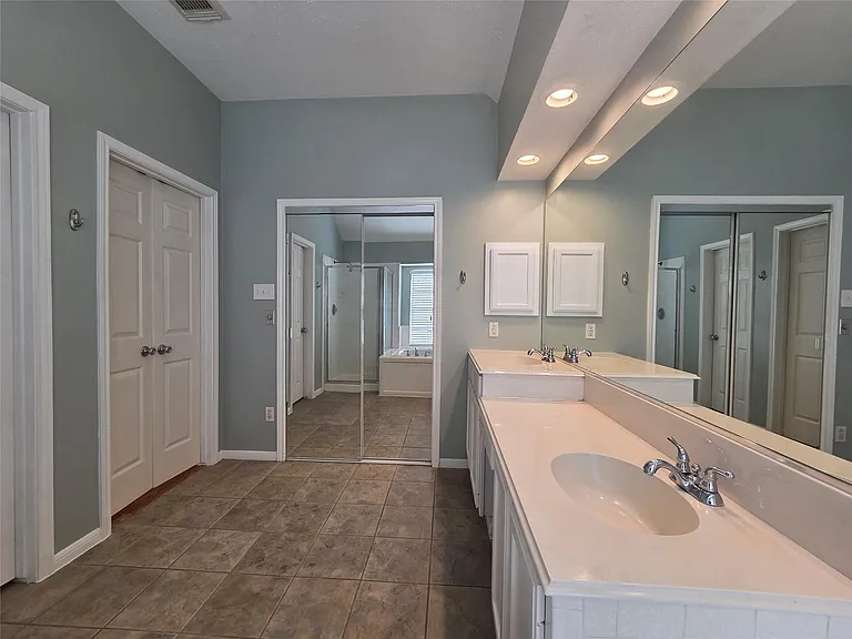 6903 Springcrest Ct — Photo 17
