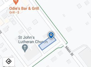 1405 Main St, Ely, IA 52227