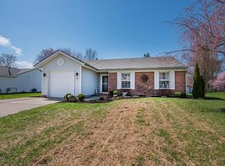 11 Pond Ln, Amelia, OH 45102