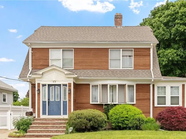 63 Tucker St, Lincoln, RI 02865