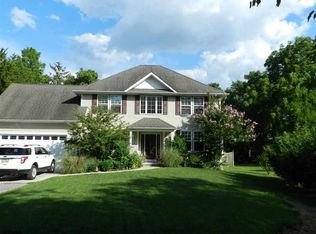 712 N Shore Rd, Absecon, NJ 08201