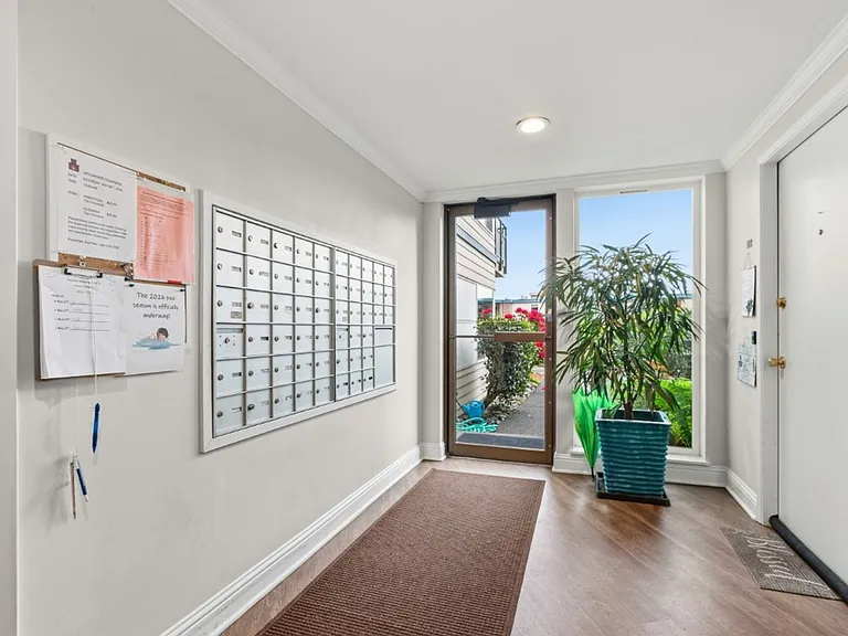 550 Elm Way #106 — Photo 5