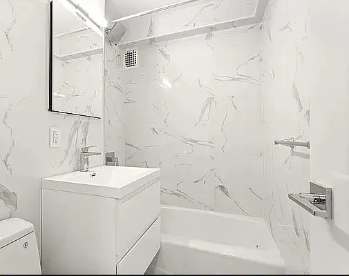 Rented by Compass | media 14