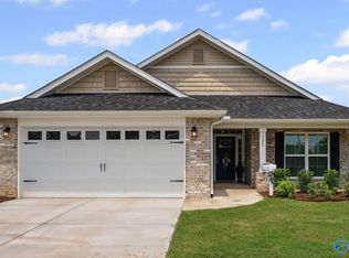 125 Sidney Ruth Dr, New Market, AL 35761