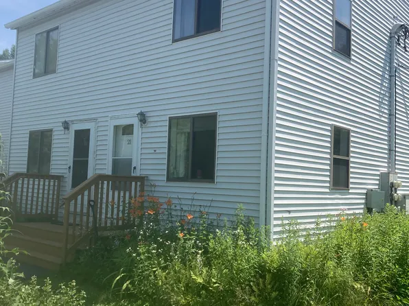 21 Huntington Pl, Waterbury, VT 05676