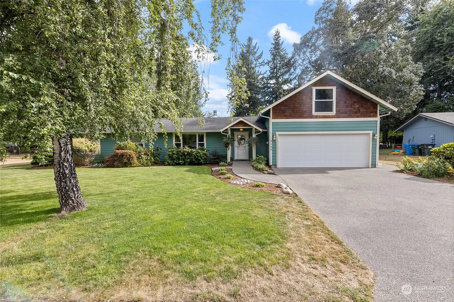 7130 Fair Oaks Loop SE photo 1