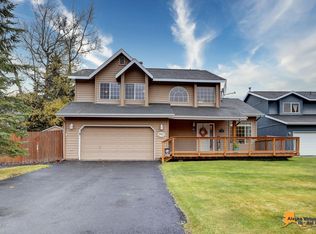 19027 Mountain Point Cir, Eagle River, AK 99577