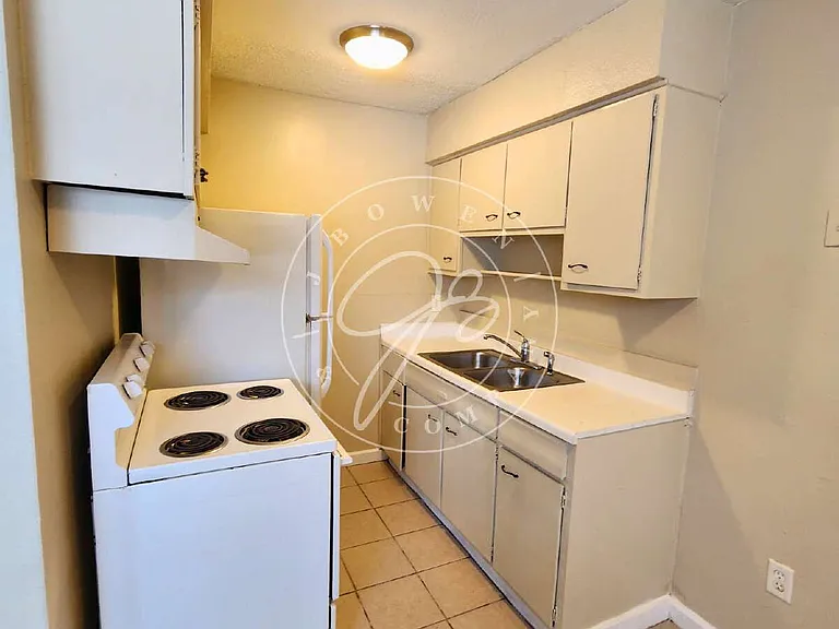 18 Reed St #2 — Photo 7