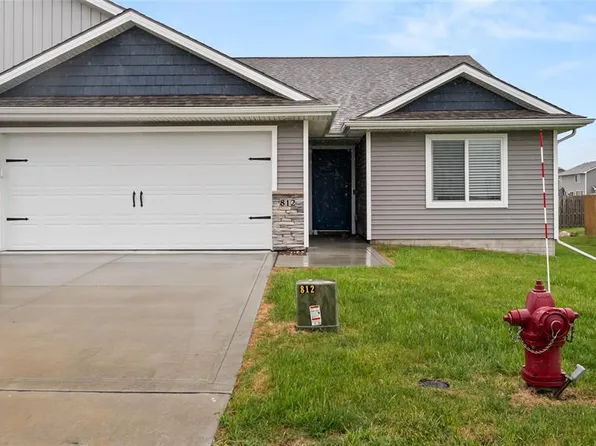812 Juniper St NW, Bondurant, IA 50035