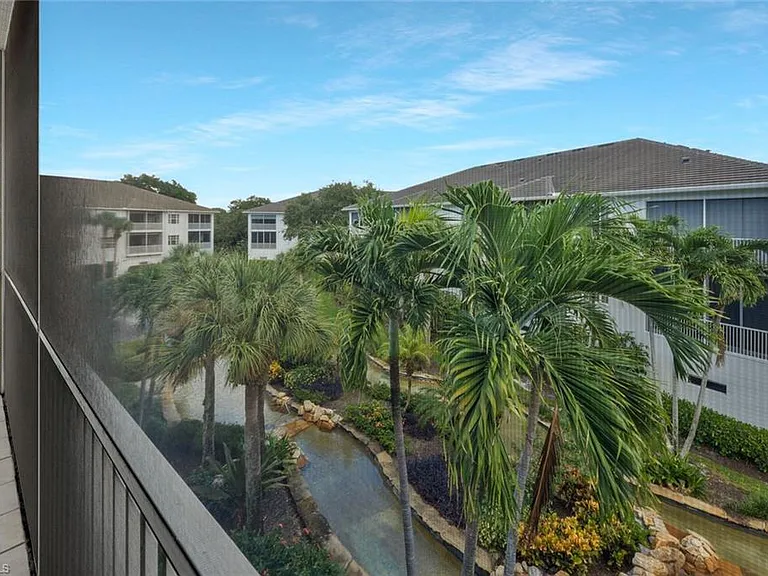 831 Sailaway Ln #203 — Photo 17