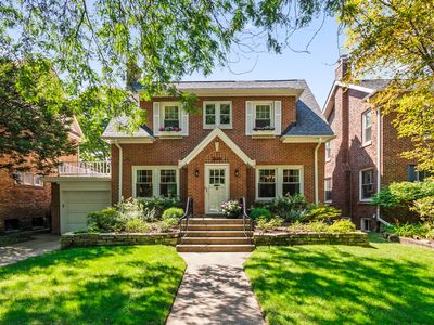 2640 Asbury Ave, Evanston, IL, 60201