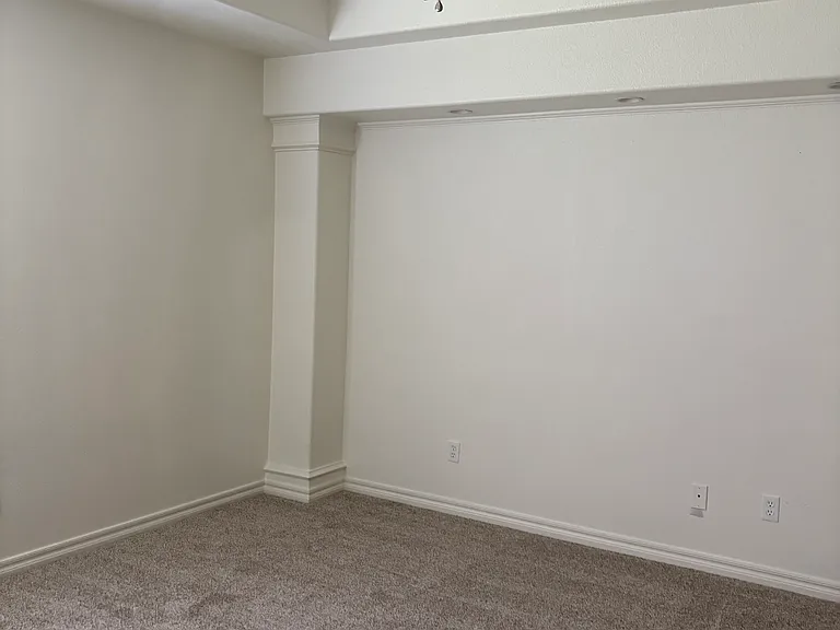 2502 Hunters Ct — Photo 9
