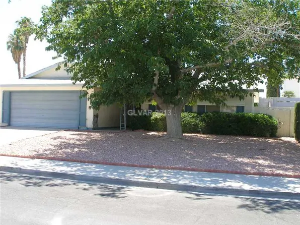 212 Candlelight St, Las Vegas, NV 89145