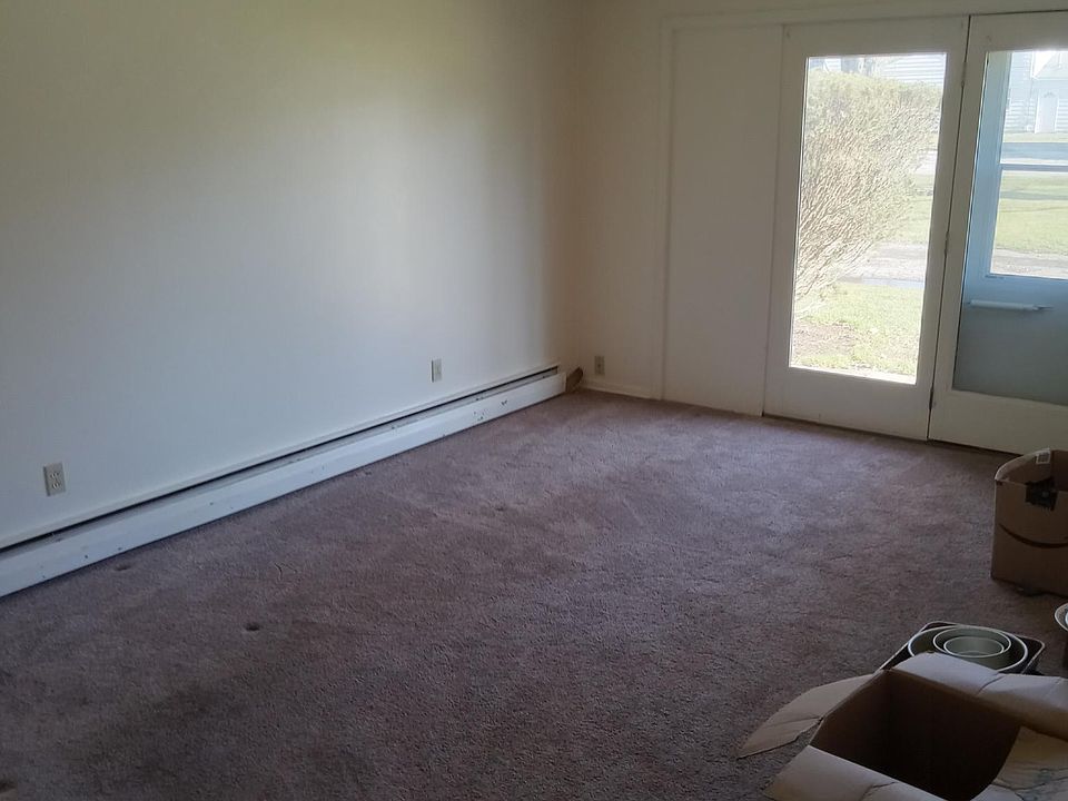 1st image of 43008 Emerald Dr #A3