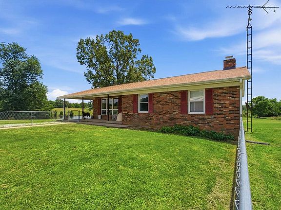 2nd image of 468 Flint Springs Rd