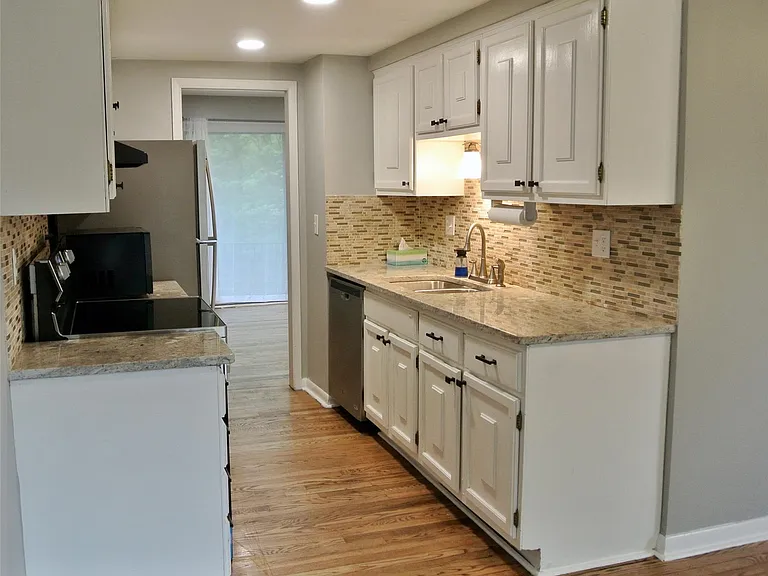 1403 Oakbrook E #93 — Photo 9