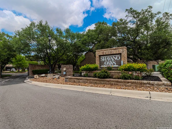 4513 Smokey Wood, San Antonio, TX 78249