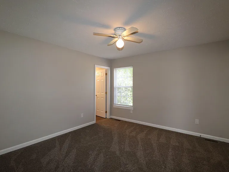 622 Miles Rd — Photo 12