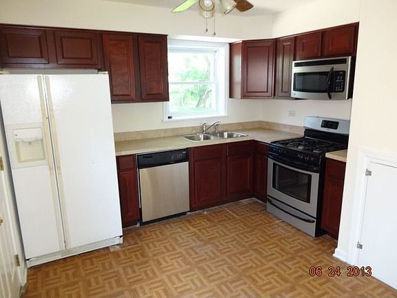 4th image of 9147 Laramie Ave