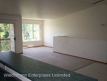 2nd image of 1073 Stillmeadow Ln #1