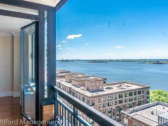 3rd image of 99 Battery Pl APT 16F